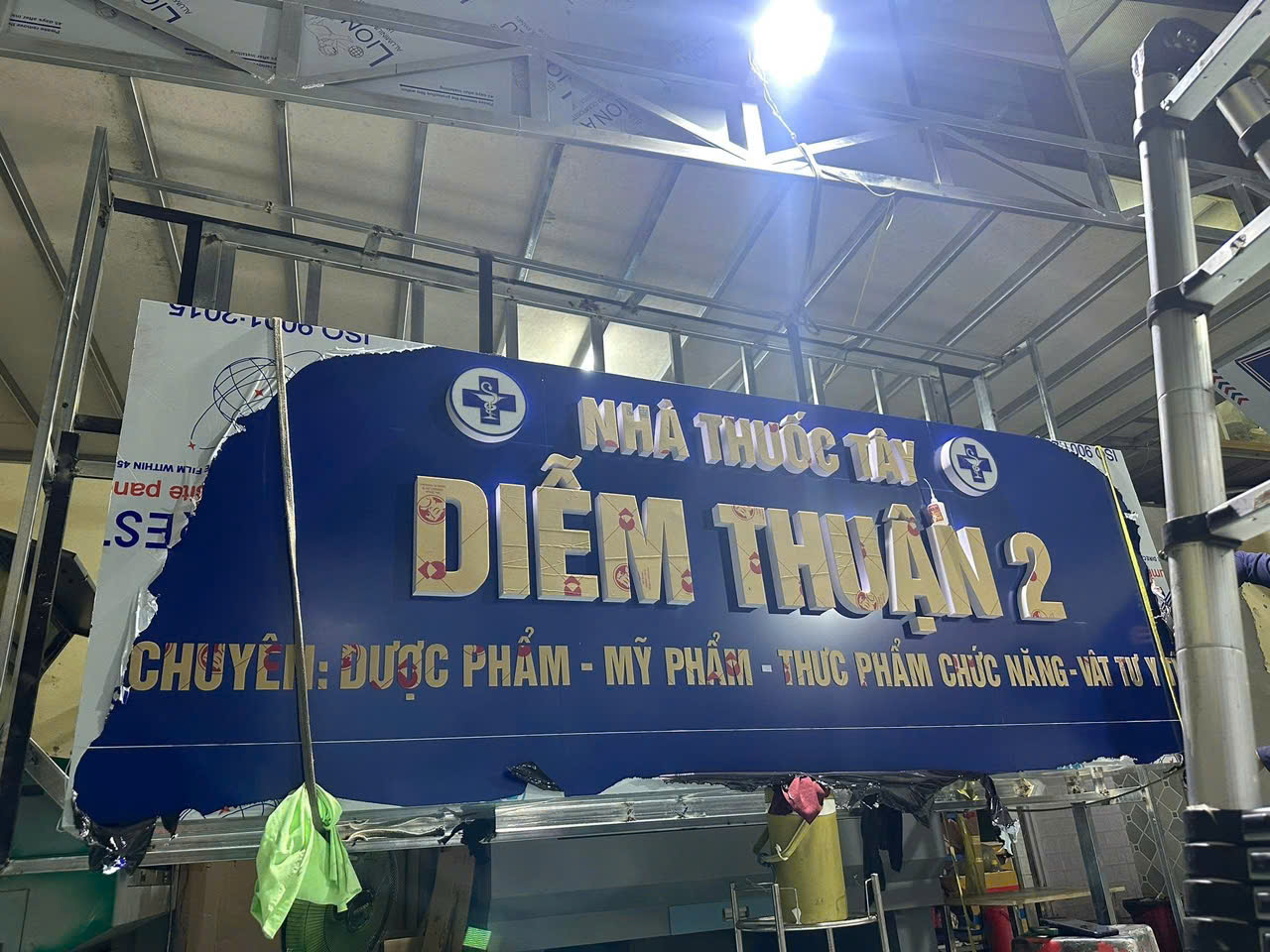 nha-thuoc