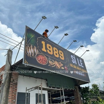 THI CÔNG BẢNG HIỆU BẠT LÓT TÔN CHUYÊN NGHIỆP